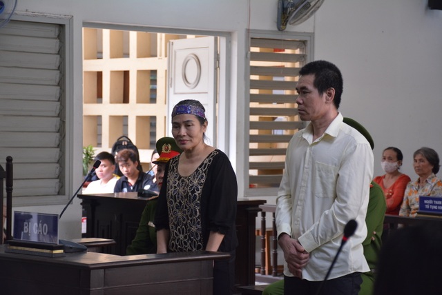 Tự ý lấy đất công lừa đảo bán cho người nghèo - 3