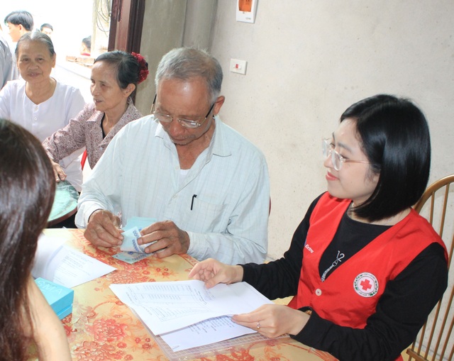 Cụ Phạm Thị Ốc đã được sống vui vẻ tuổi già trong căn nhà kiên cố - 5