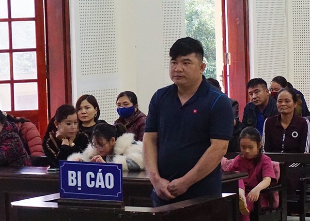Không được nói chuyện, đổ xăng đốt phòng người tình - 1 Không được nói chuyện, đổ xăng đốt phòng người tình - 1