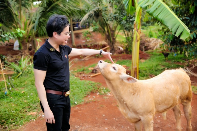 Ngọc Sơn làm nông dân chính hiệu trong khu vườn 2 hecta lần đầu tiết lộ - 13