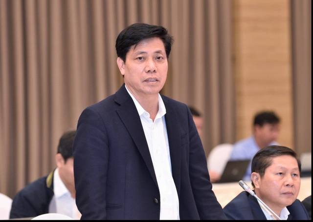 Dừng thí điểm xe công nghệ, “đế chế” Grab có sụp đổ? - 1 Dừng thí điểm xe công nghệ, “đế chế” Grab có sụp đổ? - 1