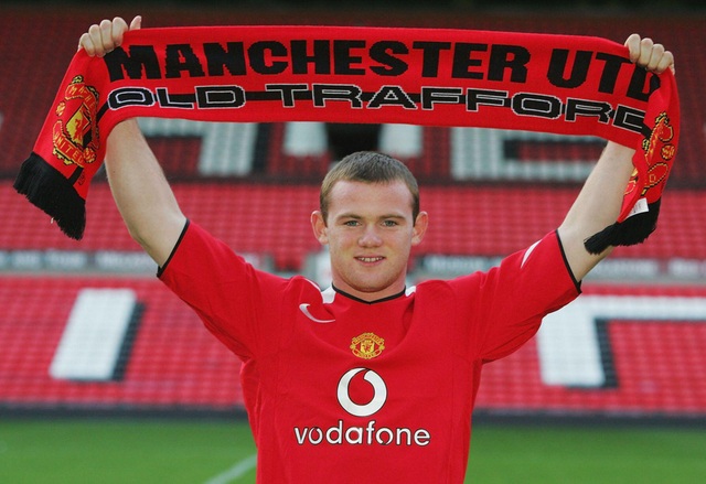 10 khoảnh khắc đáng nhớ của Rooney trong màu áo Man Utd