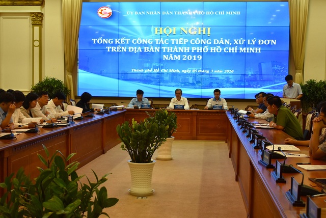 TPHCM tăng gần 100 đoàn khiếu nại, tố cáo đông người trong năm 2019 - 1 TPHCM tăng gần 100 đoàn khiếu nại, tố cáo đông người trong năm 2019 - 1