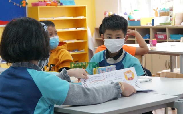 Hà Nội: Toàn bộ HS, SV nghỉ học đến 15/3 sau ca nhiễm Covid-19 đầu tiên - 1 Hà Nội: Toàn bộ HS, SV nghỉ học đến 15/3 sau ca nhiễm Covid-19 đầu tiên - 1
