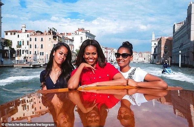 Michelle Obama tham gia phim tài liệu về cuộc sống của tân sinh viên Mỹ - 6 Michelle Obama tham gia phim tài liệu về cuộc sống của tân sinh viên Mỹ - 6
