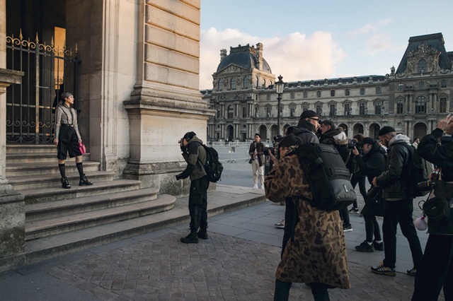 Người mẫu Khánh Linh tự cách ly, huỷ nhiều show khi từ Pháp về Việt Nam - 2