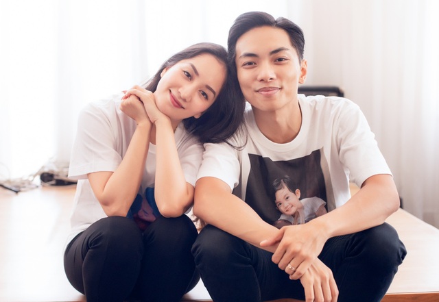 Khoảnh khắc ấm lòng của gia đình Khánh Thi giữa dịch Covid-19 - 17 Khoảnh khắc ấm lòng của gia đình Khánh Thi giữa dịch Covid-19 - 17