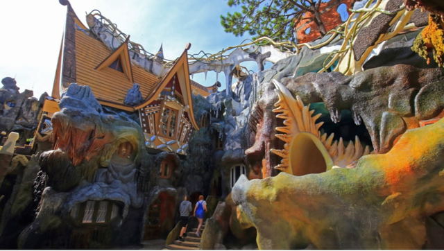 Nhà điên ở Đà Lạt gây sốt trên báo nước ngoài vì thiết kế không giống ai - 11