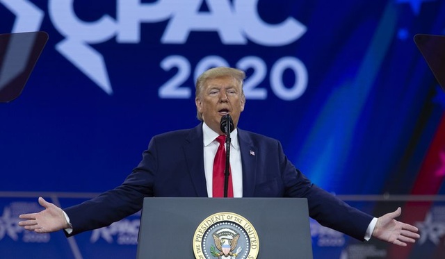 Người nhiễm virus corona dự hội nghị cùng Tổng thống Trump