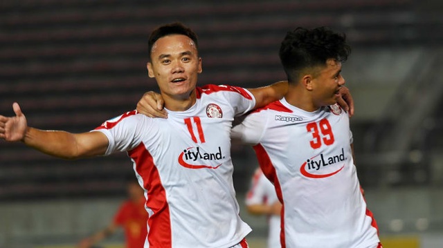 Công Phượng đứt mạch ghi bàn, TPHCM vẫn thắng tại AFC Cup - 2 Công Phượng đứt mạch ghi bàn, TPHCM vẫn thắng tại AFC Cup - 2