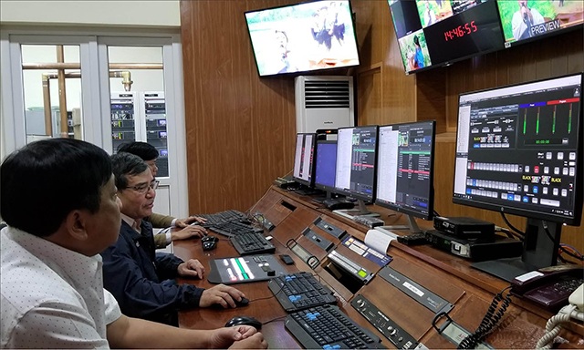 Thừa Thiên Huế thí điểm dạy học trên truyền hình cho học sinh khối 9 và 12 - 2 Thừa Thiên Huế thí điểm dạy học trên truyền hình cho học sinh khối 9 và 12 - 2
