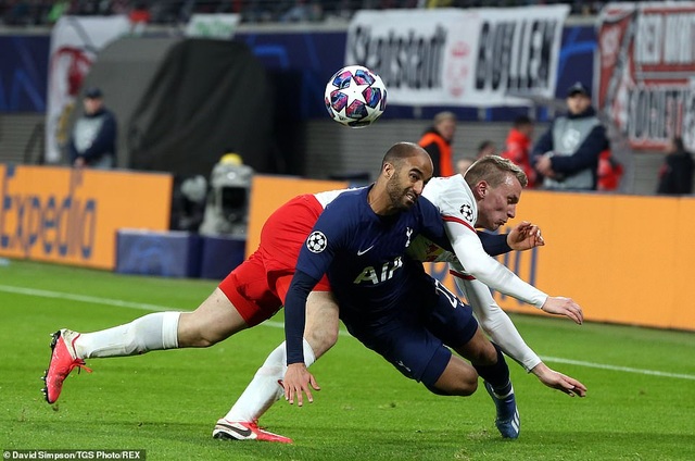 Những khoảnh khắc Tottenham chia tay Champions League đầy cay đắng - 9 Những khoảnh khắc Tottenham chia tay Champions League đầy cay đắng - 9