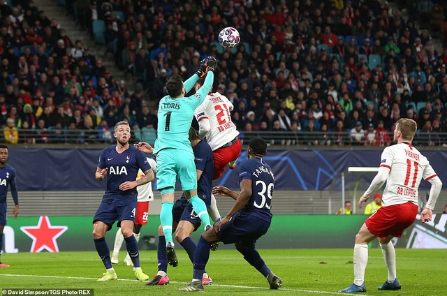 Leipzig 3-0 Tottenham: Thất bại toàn diện - 3