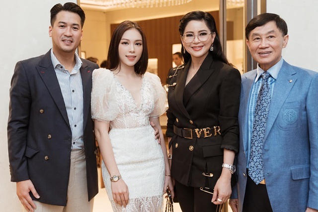 Anh trai rich kid Tiên Nguyễn tích cực tuyên truyền chống dịch Covid-19 - 7 Anh trai rich kid Tiên Nguyễn tích cực tuyên truyền chống dịch Covid-19 - 7