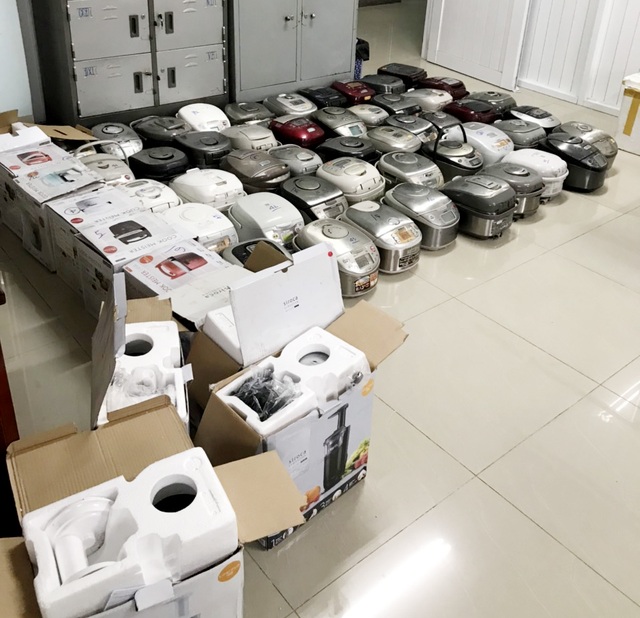 Bắt giữ lô hàng điện tử, điện gia dụng cũ không rõ nguồn gốc - 2 Bắt giữ lô hàng điện tử, điện gia dụng cũ không rõ nguồn gốc - 2