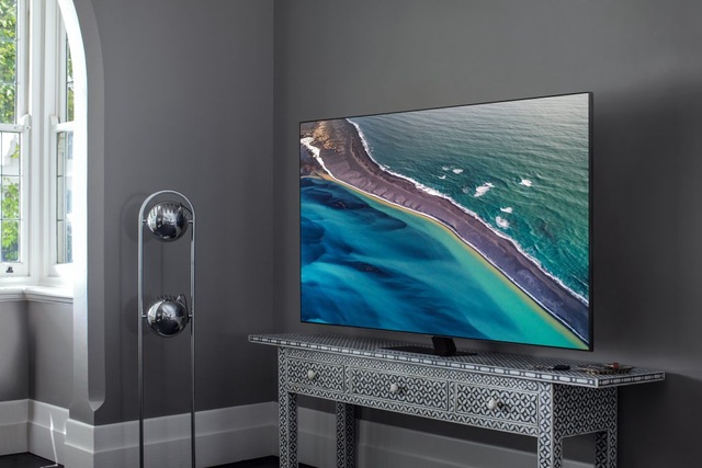 Samsung giới thiệu loạt TV  QLED và Crystal 4K thế hệ mới tại Việt Nam