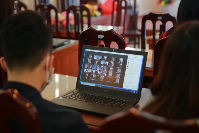 Hà Nội: Các trường triển khai dạy học online, tăng cường khử khuẩn mùa dịch - 3 Hà Nội: Các trường triển khai dạy học online, tăng cường khử khuẩn mùa dịch - 3