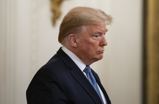 Thêm một người dự chung sự kiện với ông Trump nhiễm virus corona - 1