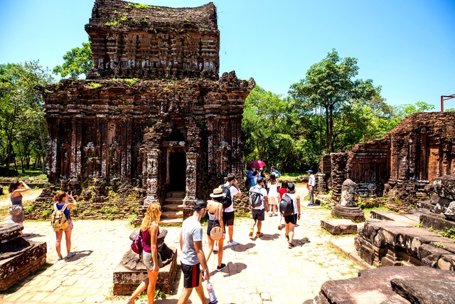 Tạm dừng tham quan khu di tích Mỹ Sơn - 1