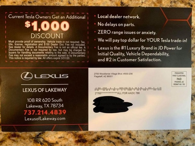 Đại lý Lexus dụ khách bỏ xe Tesla mua xe Lexus - 2