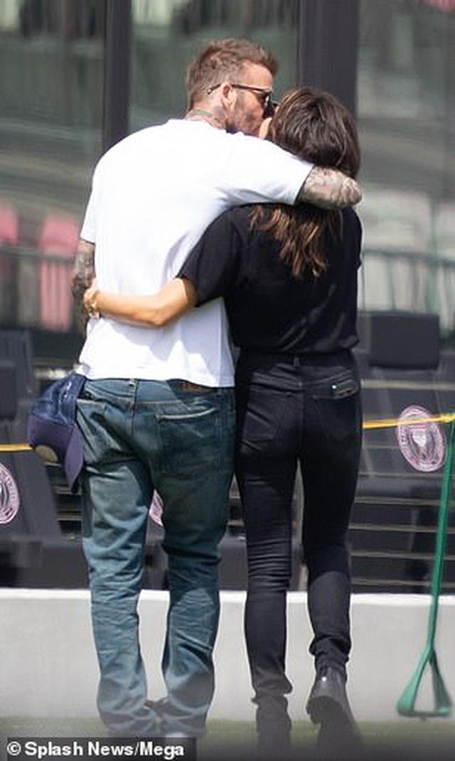 Ngưỡng mộ hình ảnh hạnh phúc của gia đình David Beckham - 2 Ngưỡng mộ hình ảnh hạnh phúc của gia đình David Beckham - 2