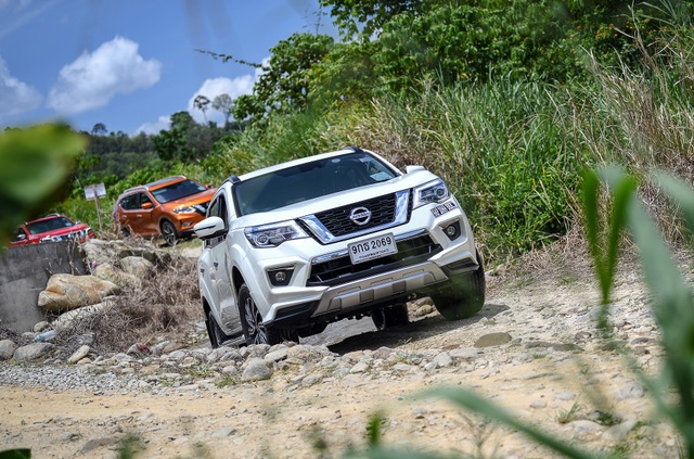 Nissan tung bộ ba Terra/Navara/X-Trail mới cho năm 2020 - 3