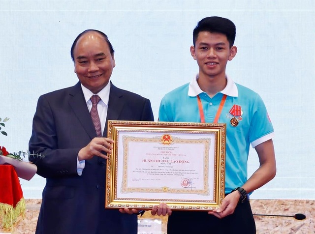 Từ tấm HCB tay nghề thế giới đến Gương mặt trẻ Việt Nam tiêu biểu - 5 Từ tấm HCB tay nghề thế giới đến Gương mặt trẻ Việt Nam tiêu biểu - 5
