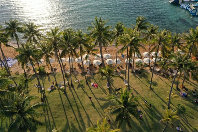 Giàu sang như cuộc sống trên đảo du lịch - 3 Giàu sang như cuộc sống trên đảo du lịch - 3