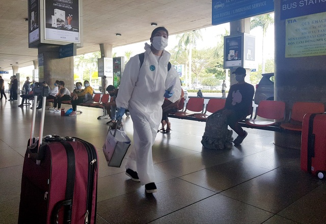 Việt kiều về nước tránh dịch- Copy.jpeg