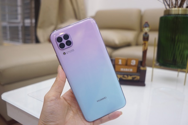 Những smartphone tầm trung và giá rẻ sở hữu cụm 4 camera - 7 Những smartphone tầm trung và giá rẻ sở hữu cụm 4 camera - 7