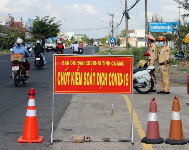 Chủ tịch Cà Mau kêu gọi dân hạn chế ra khỏi nhà, dùng điện thoại giao tiếp - 1 Chủ tịch Cà Mau kêu gọi dân hạn chế ra khỏi nhà, dùng điện thoại giao tiếp - 1