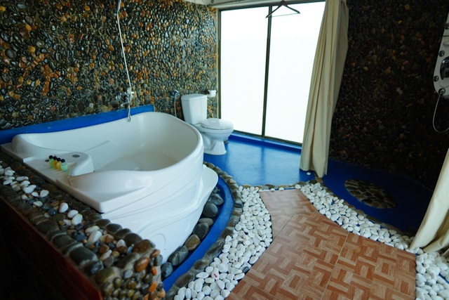 Nhiều người xin được cách ly ở resort, khách sạn cao cấp - 12 Nhiều người xin được cách ly ở resort, khách sạn cao cấp - 12