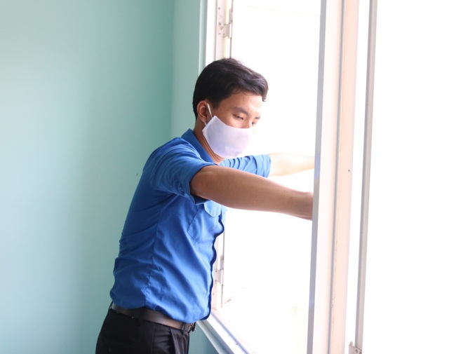 TPHCM: Đoàn viên thanh niên tham gia hỗ trợ khu cách ly dịch bệnh Covid-19 - 1 TPHCM: Đoàn viên thanh niên tham gia hỗ trợ khu cách ly dịch bệnh Covid-19 - 1