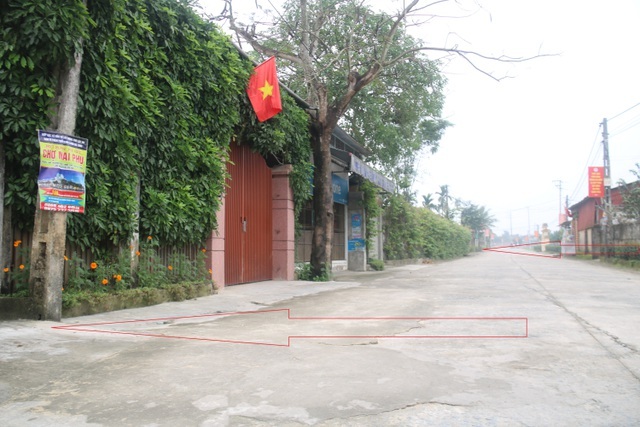 Vụ chủ tịch xã cấp “đất vàng” cho 2 anh trai: Huyện “lập lờ bỏ qua”? - 4 Vụ chủ tịch xã cấp “đất vàng” cho 2 anh trai: Huyện “lập lờ bỏ qua”? - 4