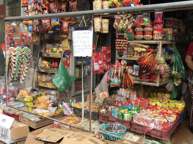 Người dân Hồng Mai dùng “chiêu độc” phòng Covid-19 sau lệnh cách ly - 10