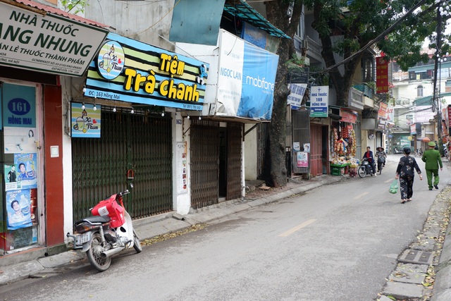 Người dân Hồng Mai dùng “chiêu độc” phòng Covid-19 sau lệnh cách ly - 12