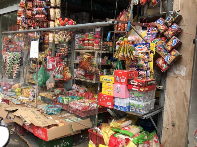 Người dân Hồng Mai dùng “chiêu độc” phòng Covid-19 sau lệnh cách ly - 9