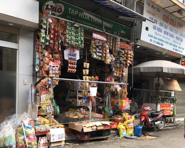 Người dân Hồng Mai dùng “chiêu độc” phòng Covid-19 sau lệnh cách ly - 11