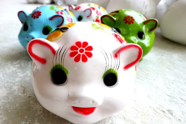 9X mạnh dạn khởi nghiệp từ nghề làm heo đất truyền thống - 3 9X mạnh dạn khởi nghiệp từ nghề làm heo đất truyền thống - 3