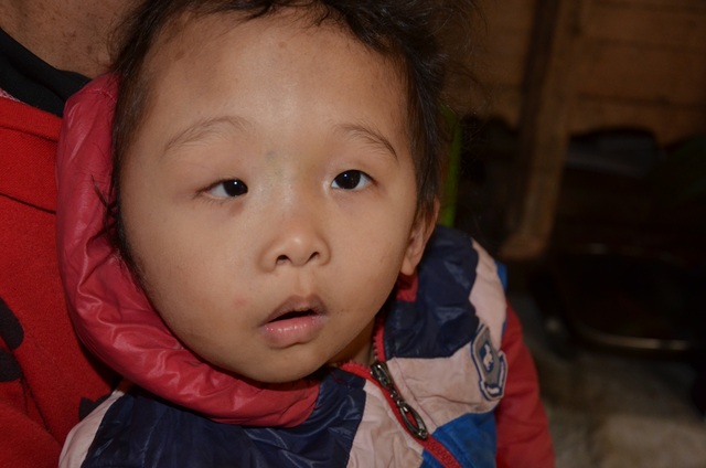 Được bạn đọc giúp đỡ, người phụ nữ nghẹn ngào: Em biết ơn nhiều lắm! - 1 Được bạn đọc giúp đỡ, người phụ nữ nghẹn ngào: Em biết ơn nhiều lắm! - 1