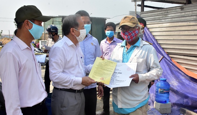 Không vì phòng dịch mà chậm tiến độ “cuộc di dân lịch sử” - 2 Không vì phòng dịch mà chậm tiến độ “cuộc di dân lịch sử” - 2