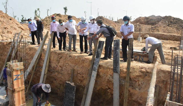 Không vì phòng dịch mà chậm tiến độ “cuộc di dân lịch sử” - 4 Không vì phòng dịch mà chậm tiến độ “cuộc di dân lịch sử” - 4