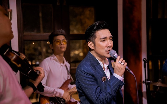 Vì dịch Covid-19, Tuấn Hưng- Quang Hà tổ chức liveshow “không có khán giả” - 9 Vì dịch Covid-19, Tuấn Hưng- Quang Hà tổ chức liveshow “không có khán giả” - 9
