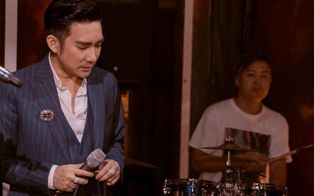 Vì dịch Covid-19, Tuấn Hưng- Quang Hà tổ chức liveshow “không có khán giả” - 10 Vì dịch Covid-19, Tuấn Hưng- Quang Hà tổ chức liveshow “không có khán giả” - 10