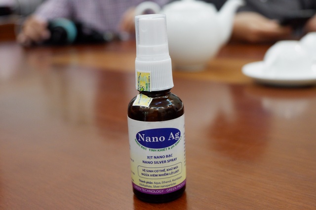 Khẩu trang y tế có thể tái sử dụng nhờ khử khuẩn bằng lò vi sóng - 2