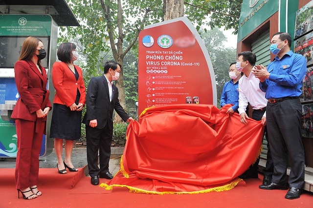 Chi Pu làm đại sứ gây quỹ dựng 100 trạm rửa tay dã chiến miễn phí - 1 Chi Pu làm đại sứ gây quỹ dựng 100 trạm rửa tay dã chiến miễn phí - 1