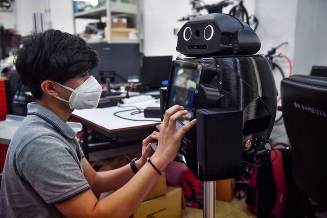 Thái Lan dùng robot để khám chữa cho bệnh nhân Covid-19 - 5 Thái Lan dùng robot để khám chữa cho bệnh nhân Covid-19 - 5