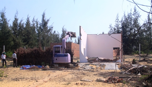 Xử lý cán bộ dùng… ảnh hưởng lấn chiếm đất đai, xây dựng trái phép? - 6 Xử lý cán bộ dùng… ảnh hưởng lấn chiếm đất đai, xây dựng trái phép? - 6