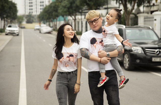 Vũ Duy Khánh và Tiên Moon tái hợp vì... dịch Covid-19 - 1 Vũ Duy Khánh và Tiên Moon tái hợp vì... dịch Covid-19 - 1