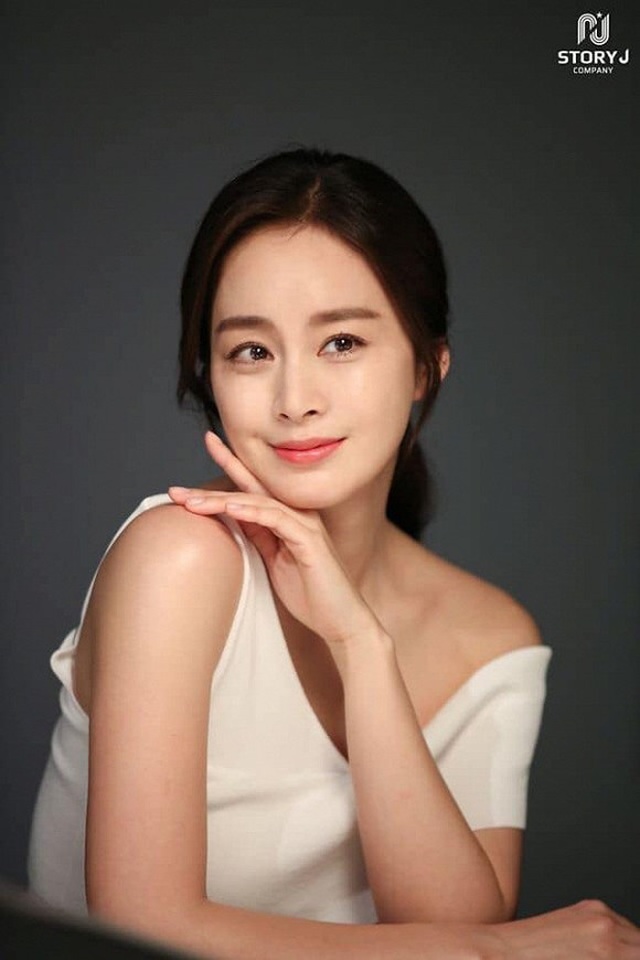 Kim Tae Hee thừa nhận thay đổi nhiều sau khi kết hôn - 6 Kim Tae Hee thừa nhận thay đổi nhiều sau khi kết hôn - 6